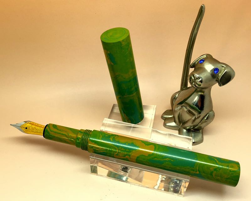 Green & Yellow - ebonite rod. 60 x 20mm