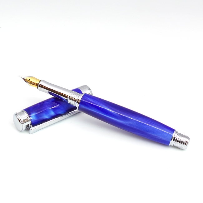 Kirinite Arctic Blue pearl pen blank