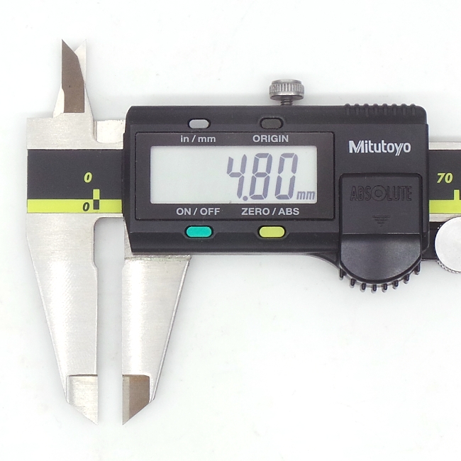 Mututoyo digital vernier calipers - 150mm.