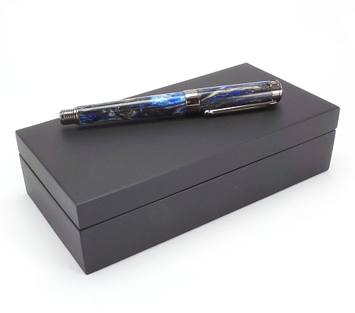 Premium quality satin lacquered pen box
